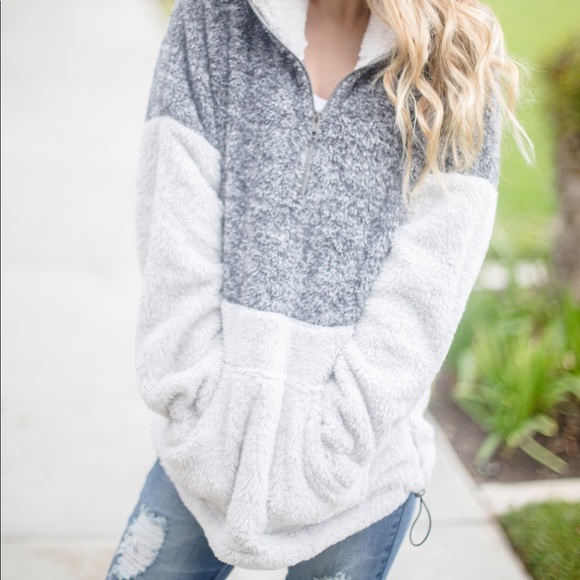 1 LEFT‼️ Fuzzy 3/4 Zip Sherpa Pullover - Picture 3 of 6